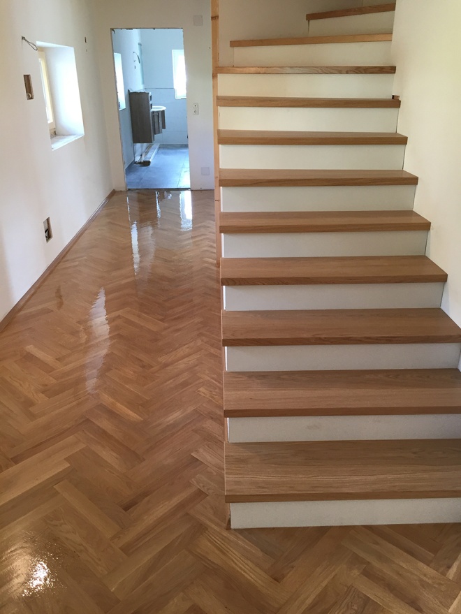 Böden:  Tapezierer- &amp; Decorateur Meisterbetrieb Gebrüder Hirschbeck GmbH